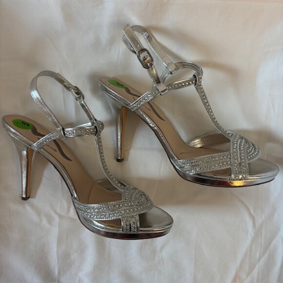 Nina Metallic Silver & Rhinestone High Heel Slingback Sandals Size 9.5M - Picture 12 of 13